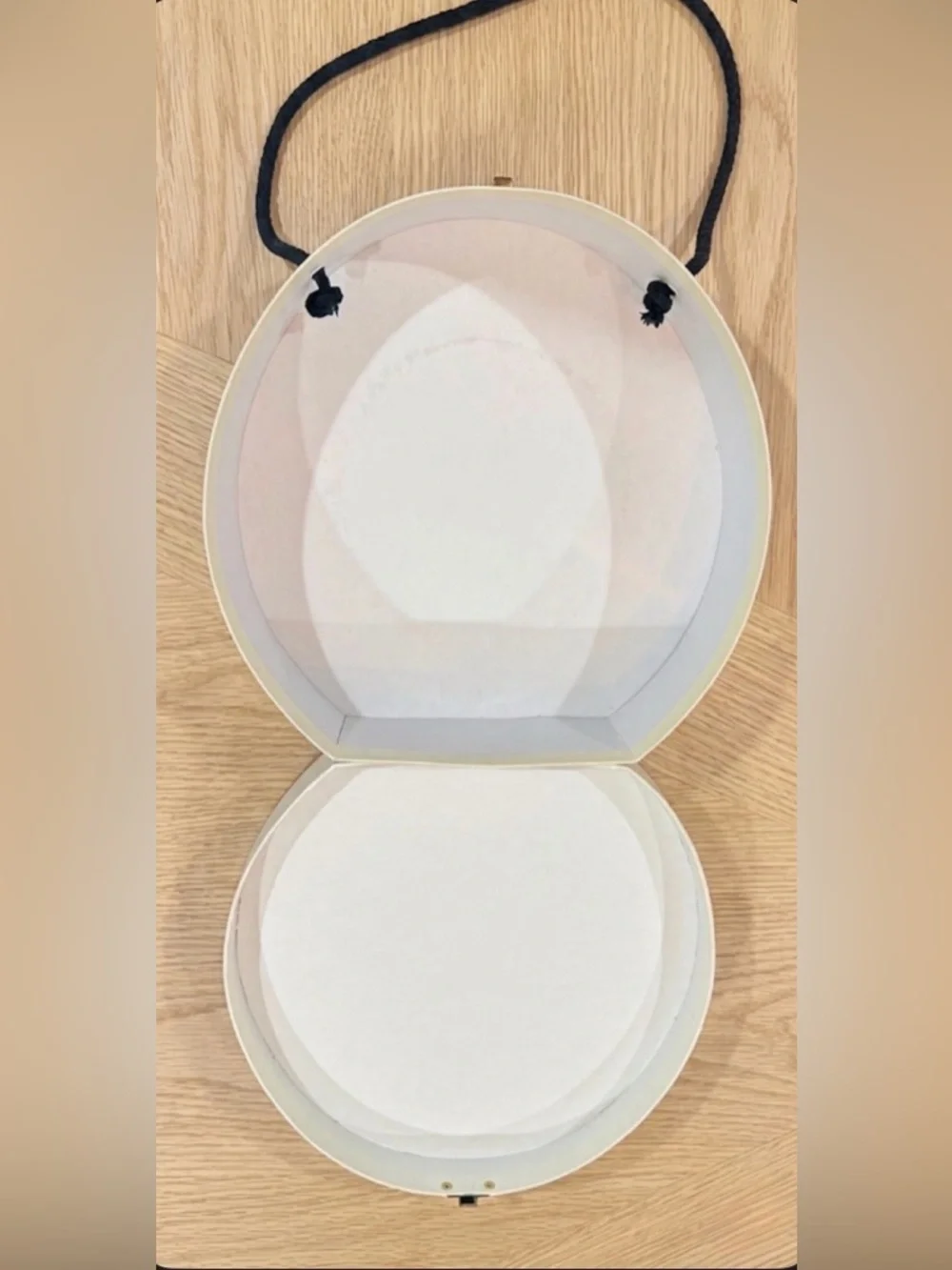 Set of 4 Fashion Illustration Dessert Plates with Original Storage Box